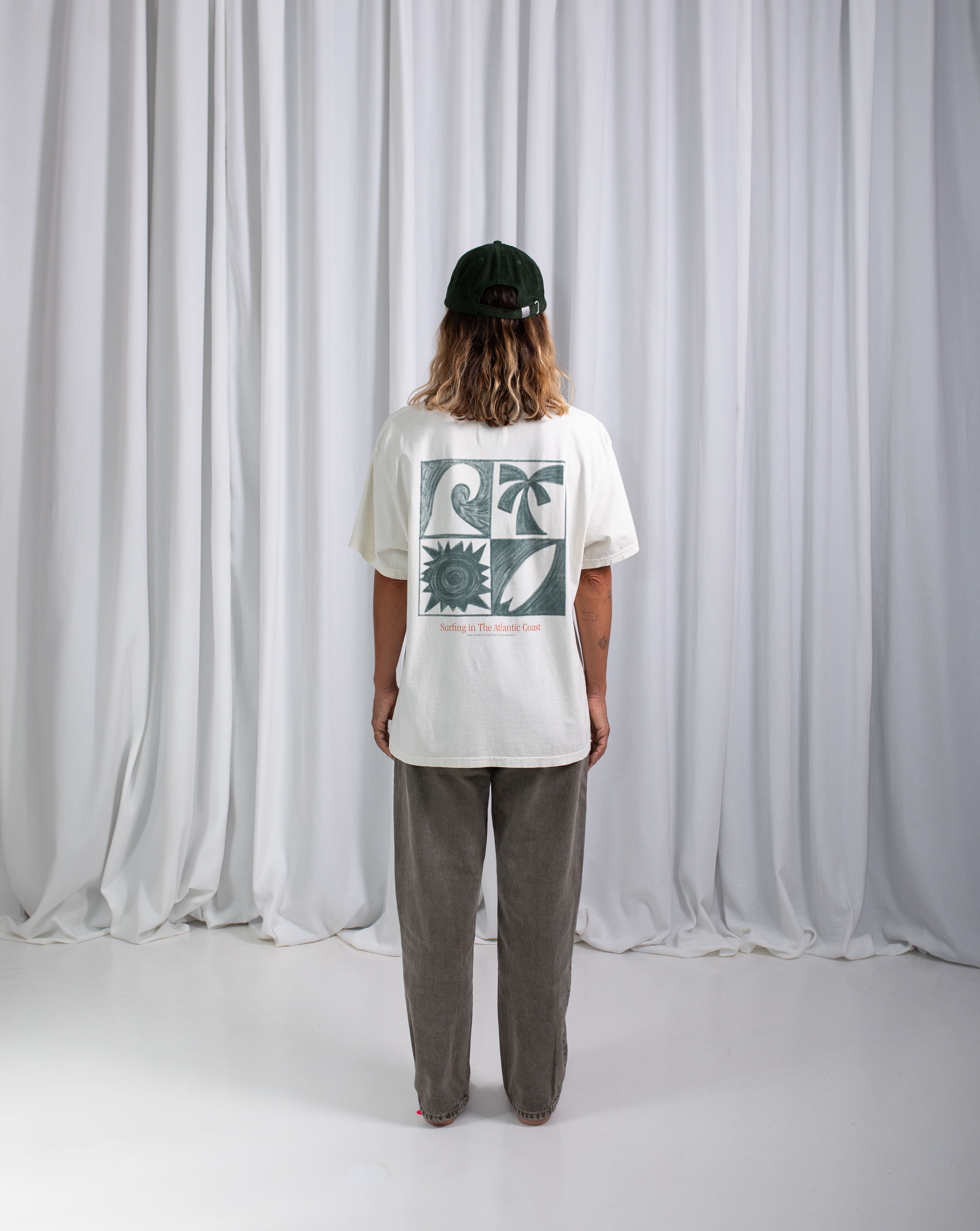 AC Essentials T-Shirt · Ecru