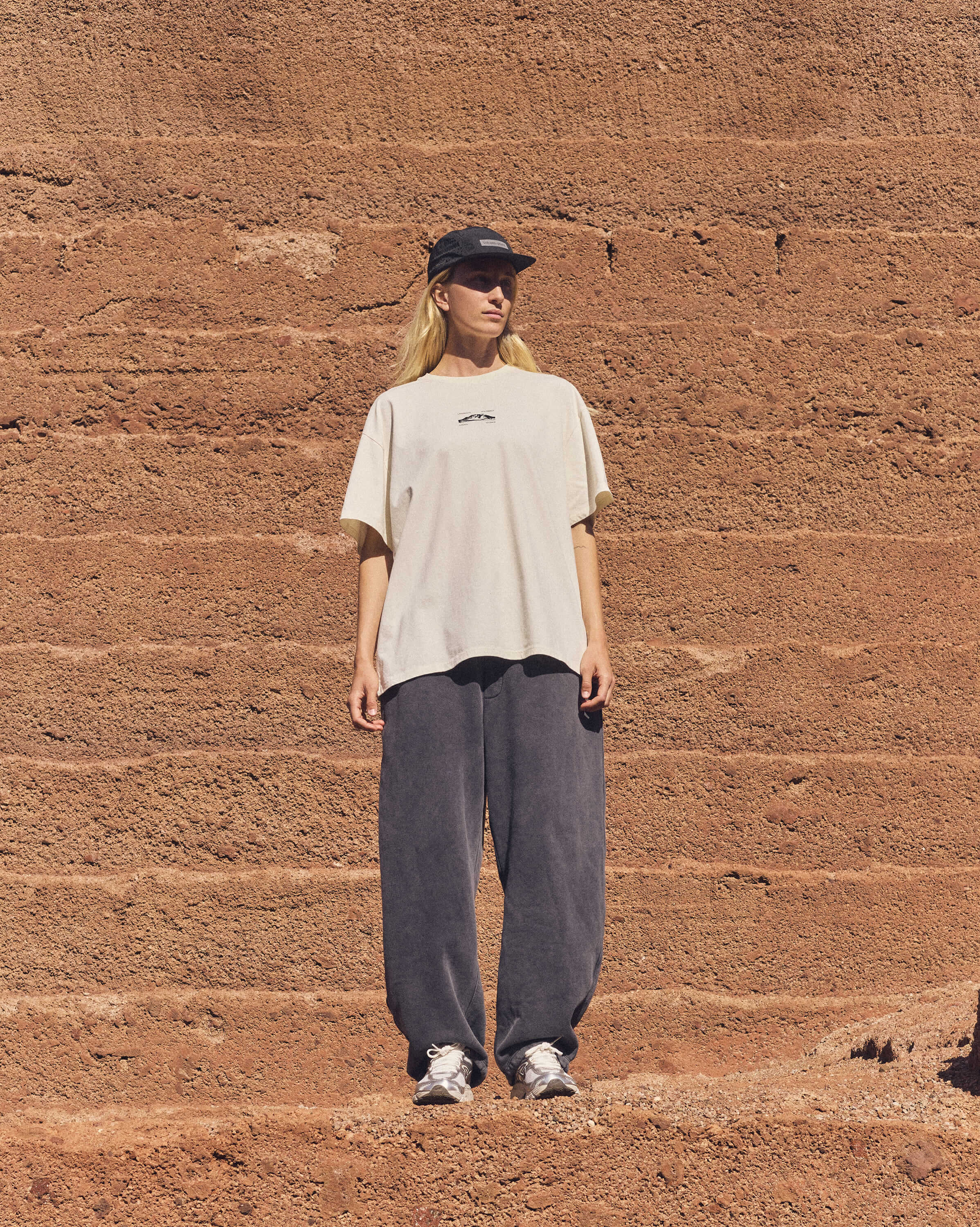 LF · FN Volcanes T-Shirt · Ecru