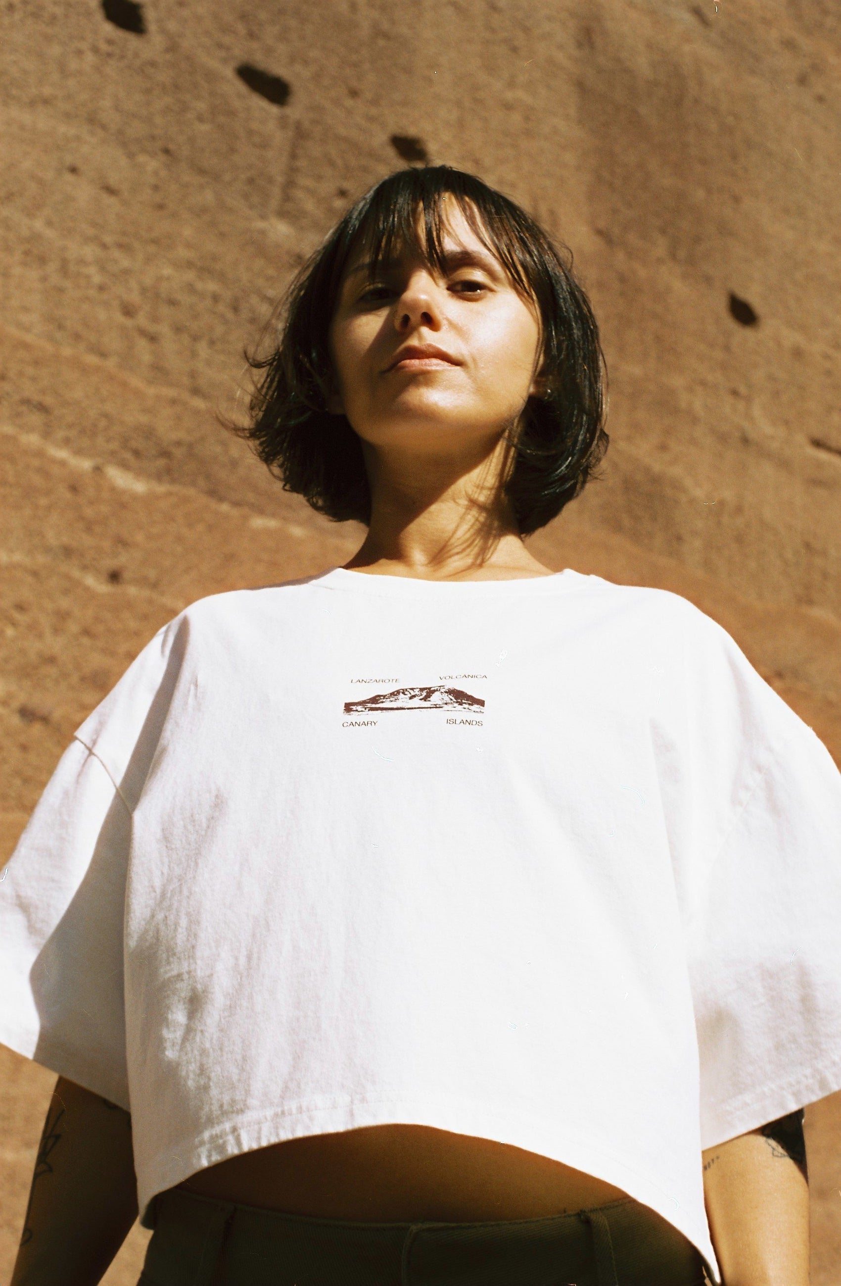 FN Volcanes Crop T-Shirt · Ecru
