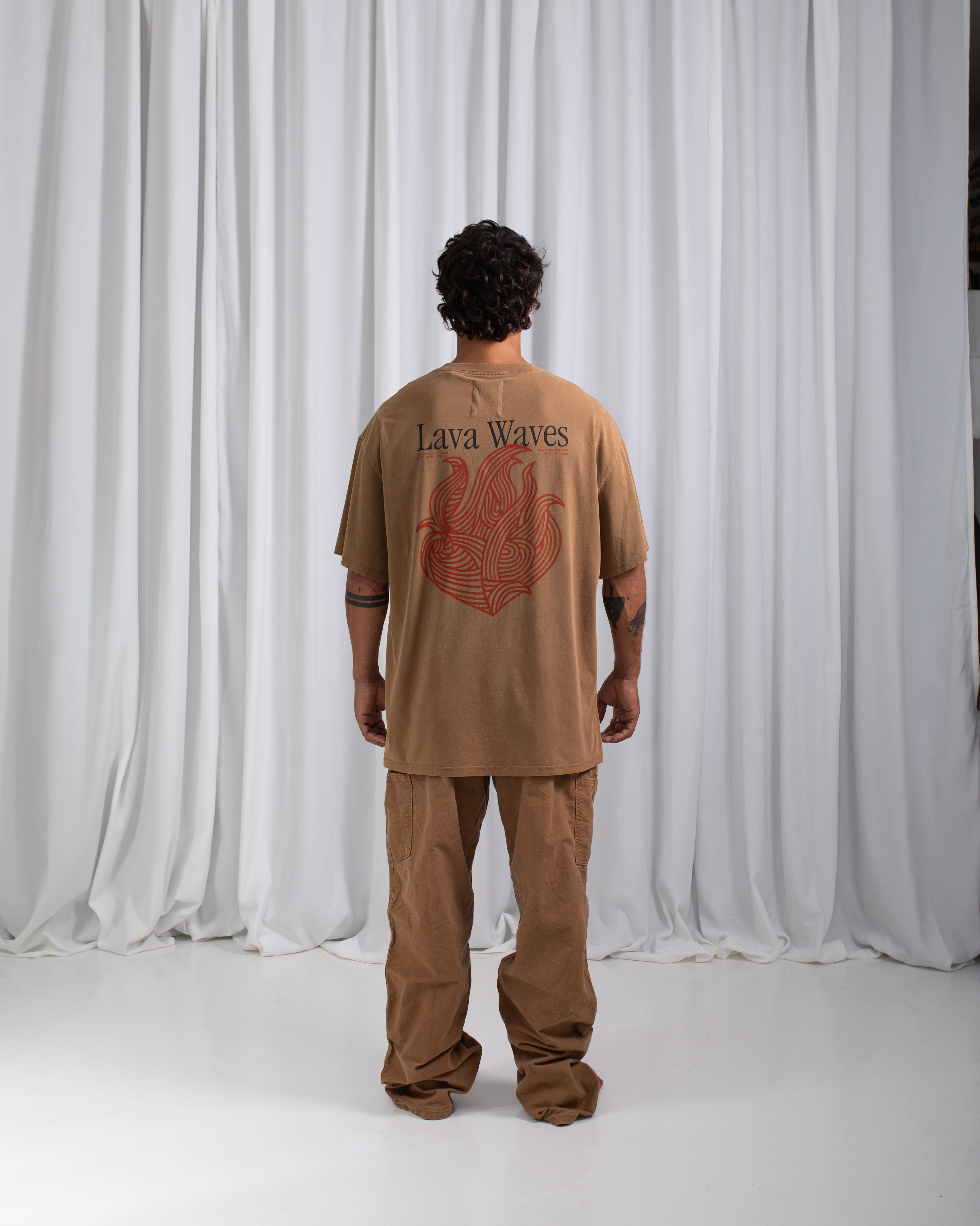 LW Flames T-shirt · Barro
