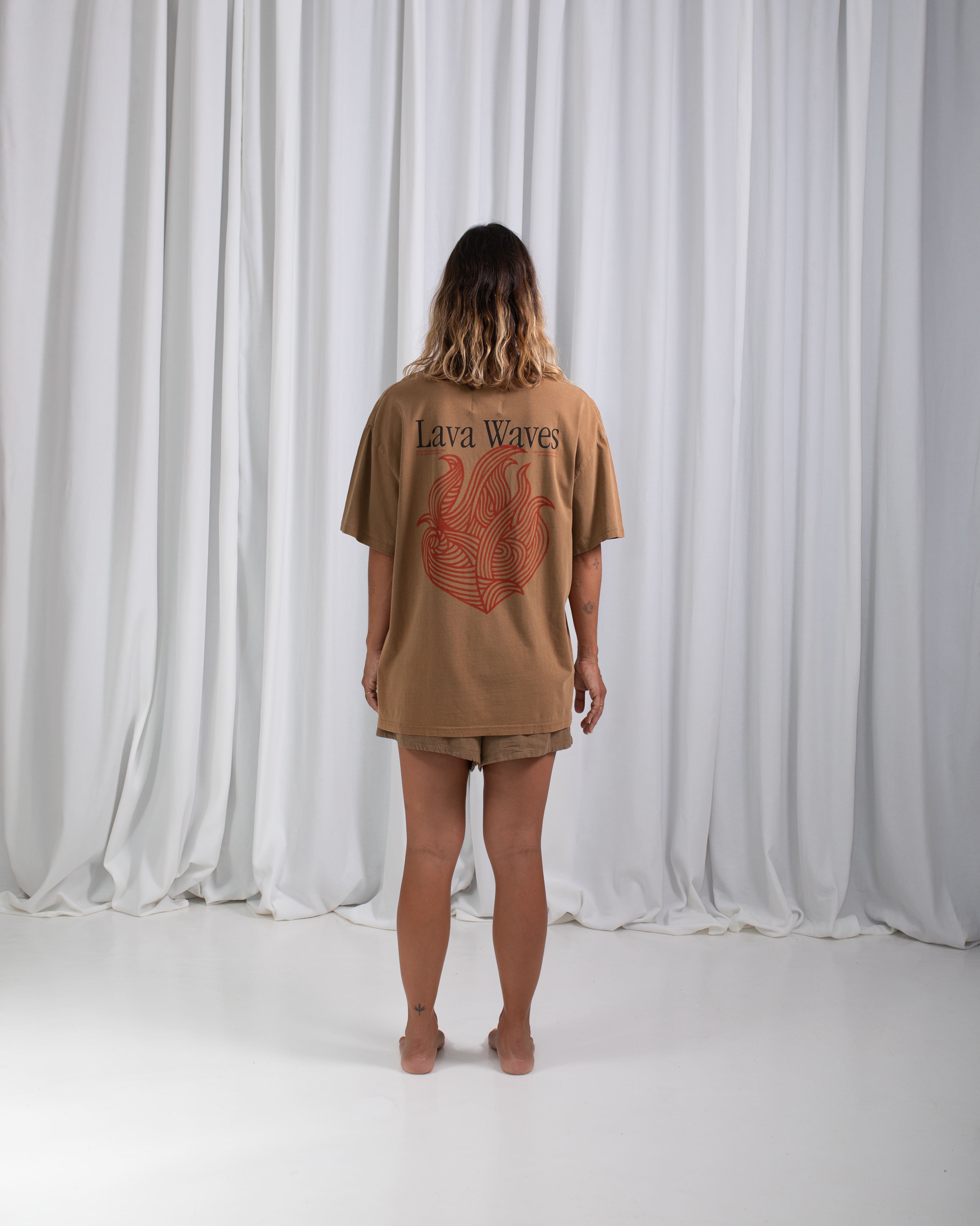 LW Flames T-shirt · Barro
