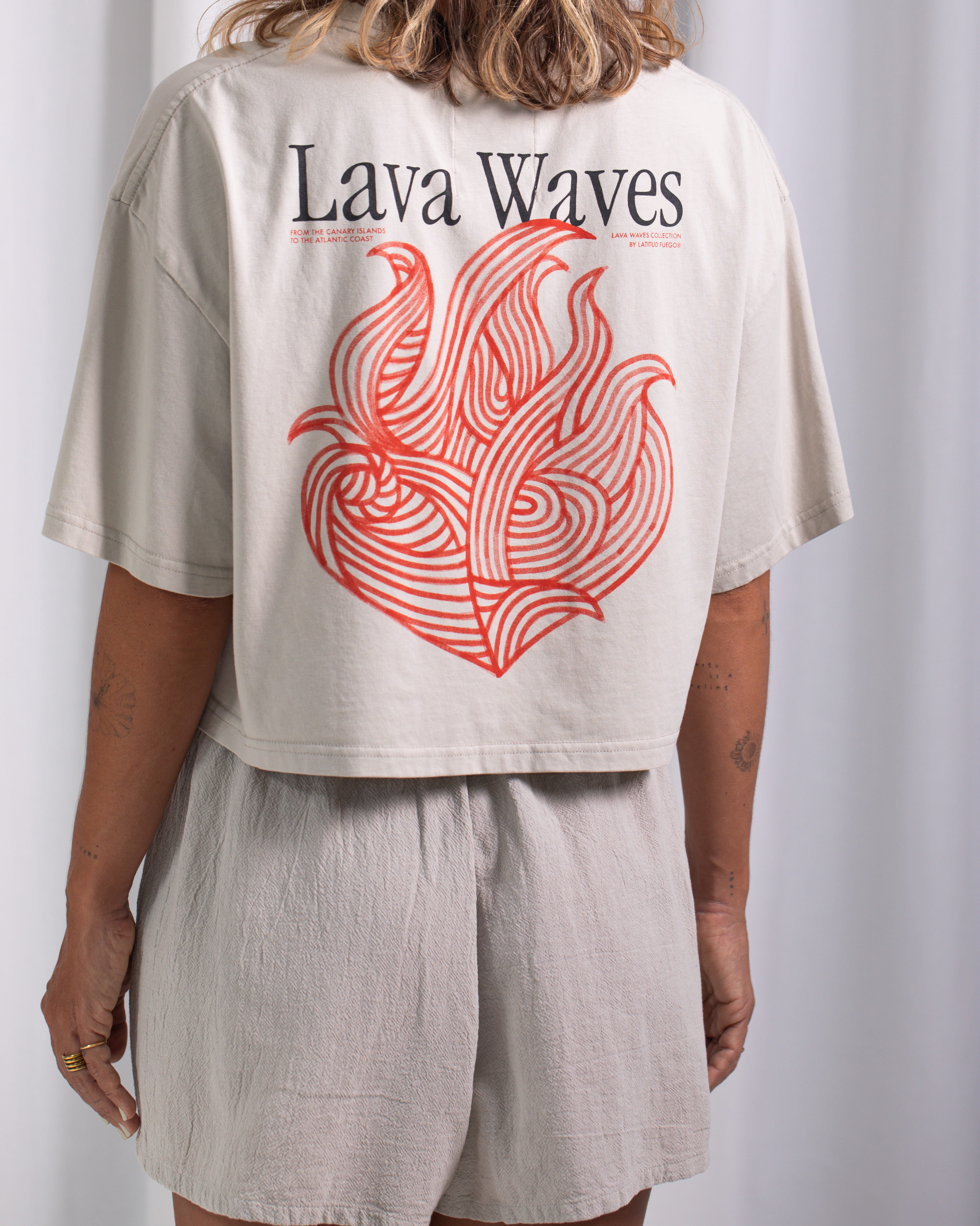 LW Flames Crop T-shirt · Bone