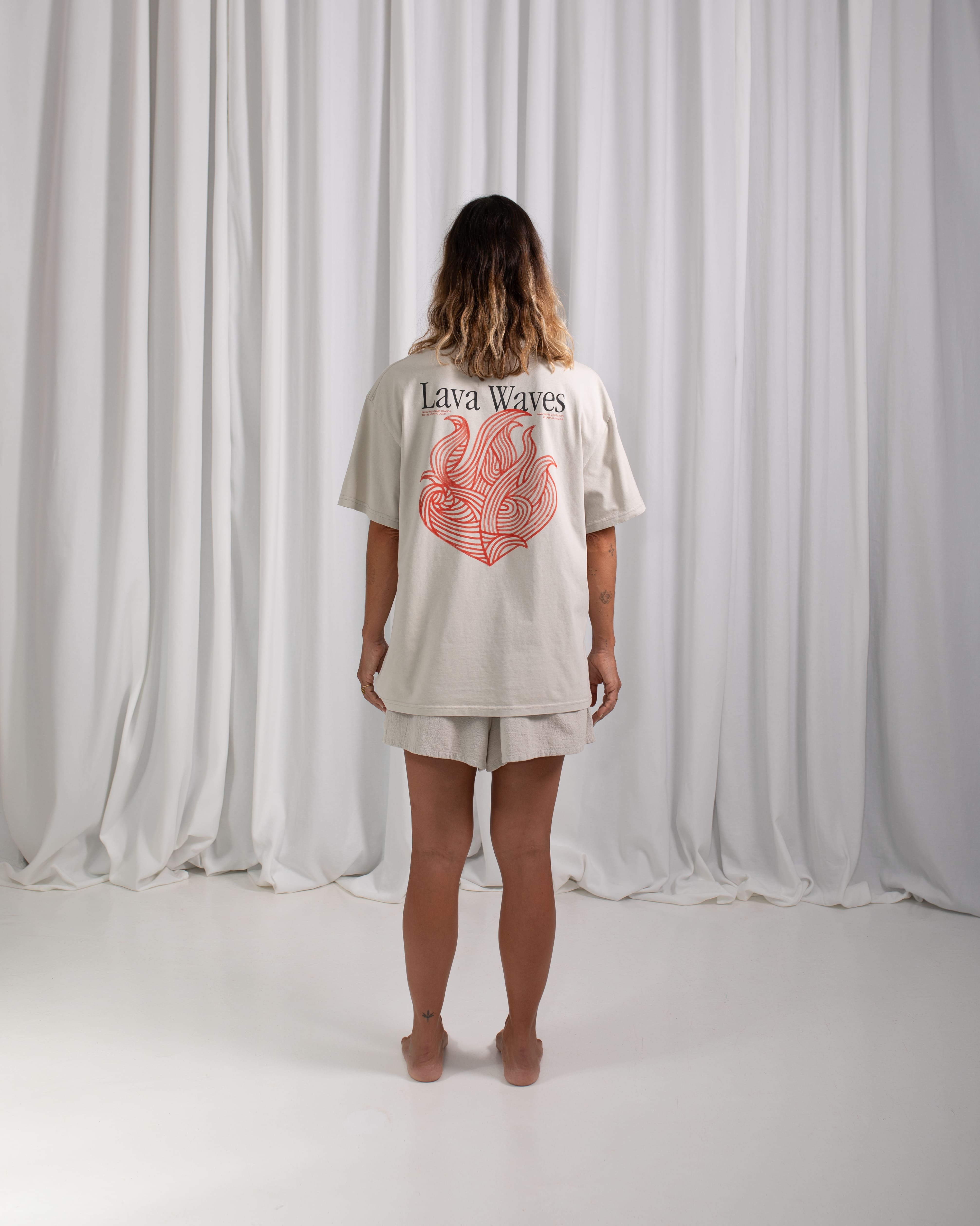LW Flames T-shirt · Bone