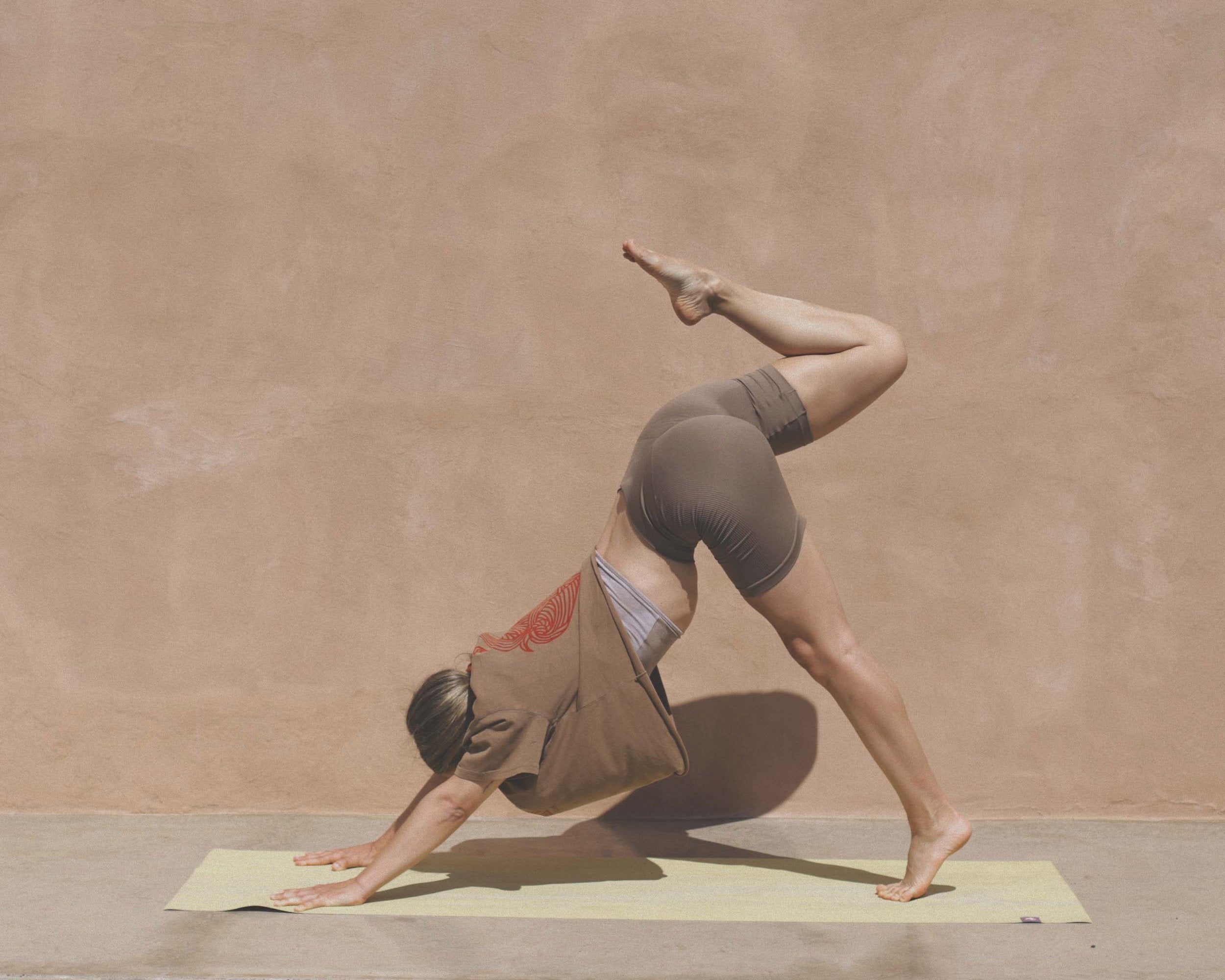 LW Flames Crop T-shirt · Barro