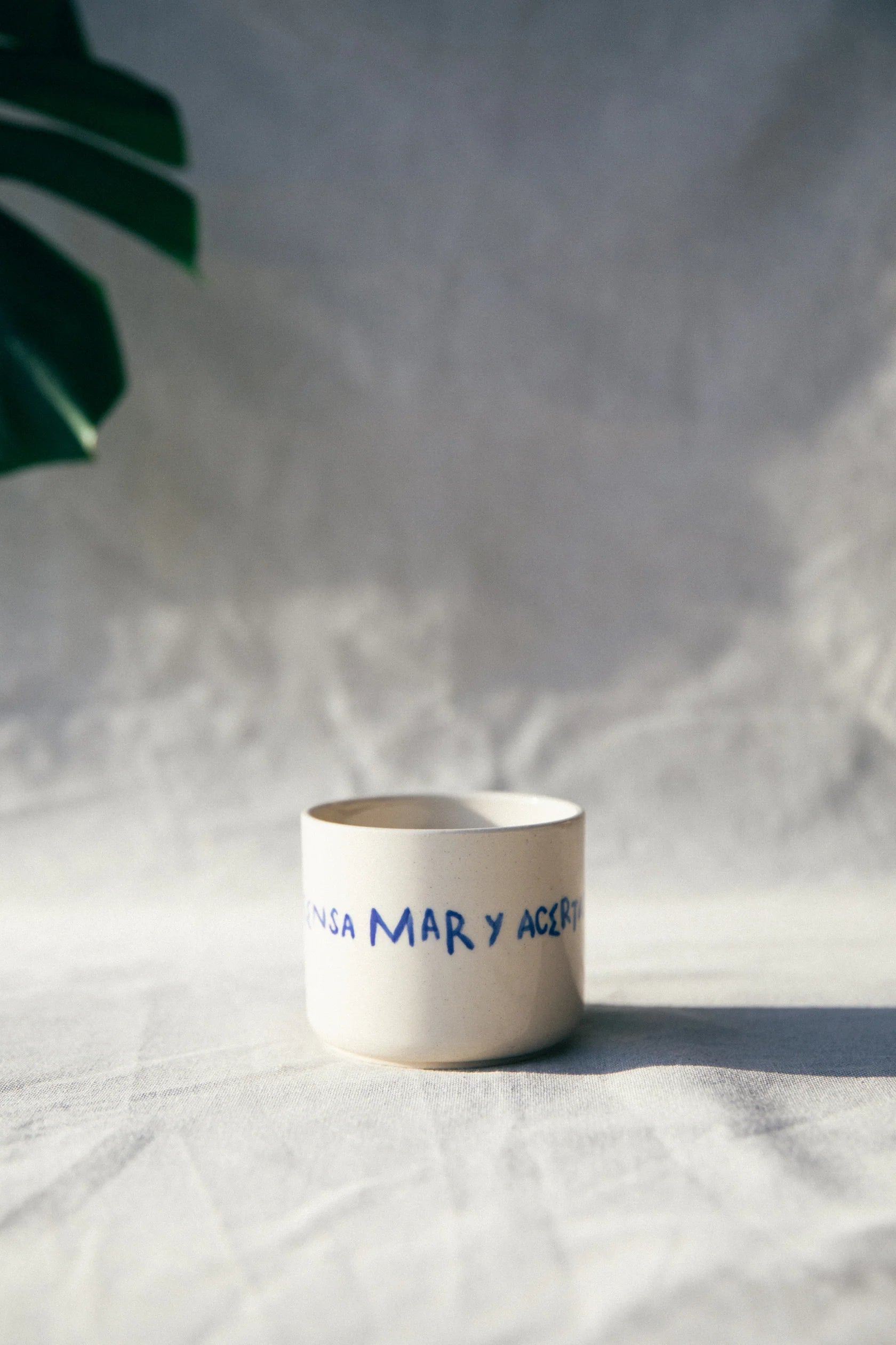 TAZA PIENSA MAR by Luz Ceramics