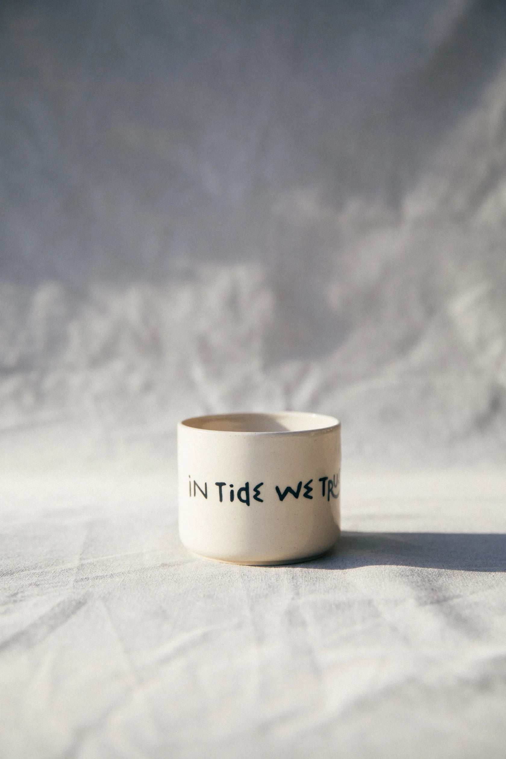 TAZA IN TIDE WE TRUST by Luz Ceramics