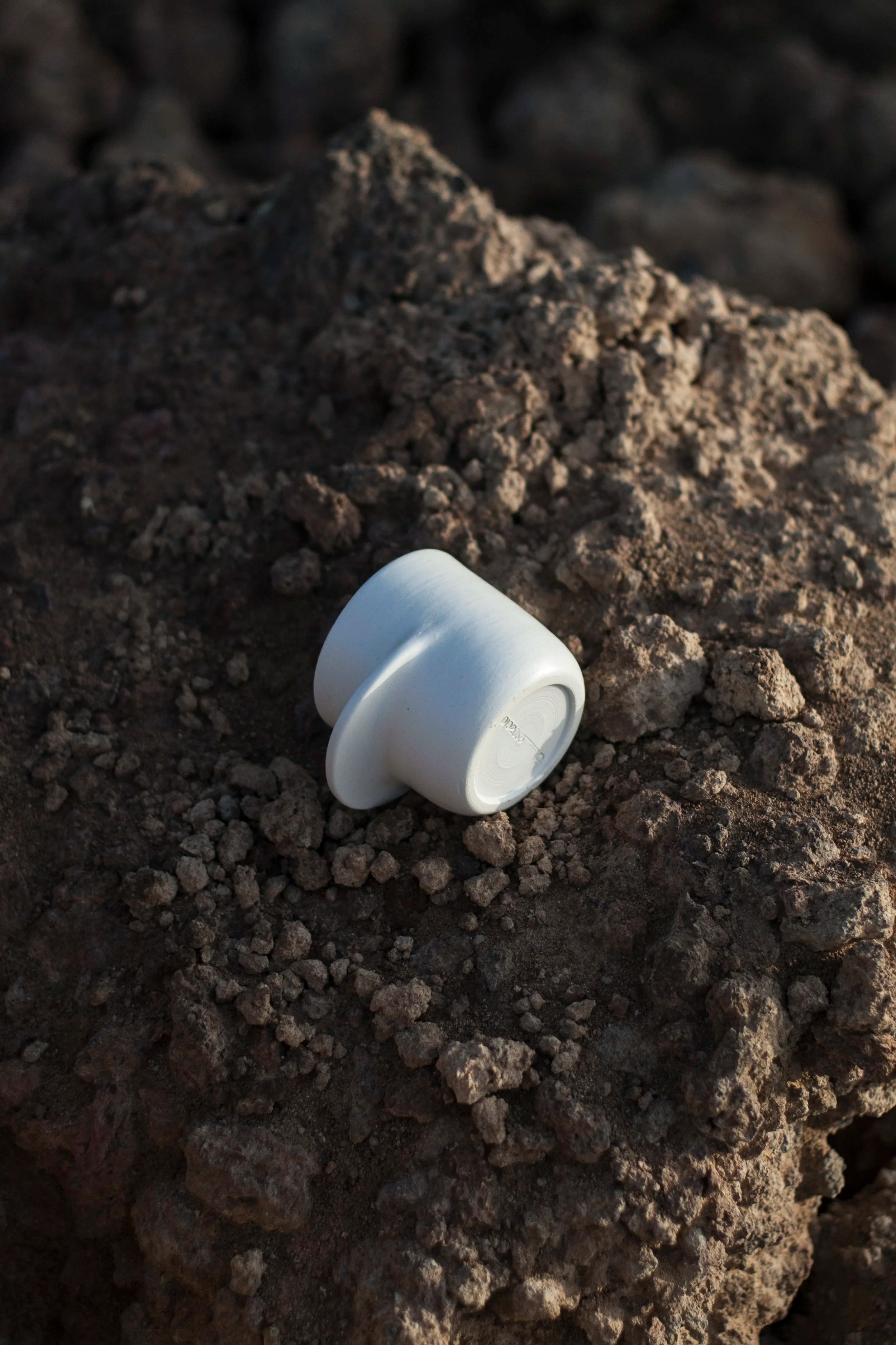 Taza 'ESPRESSO' White · middle handle · by un_______espacio