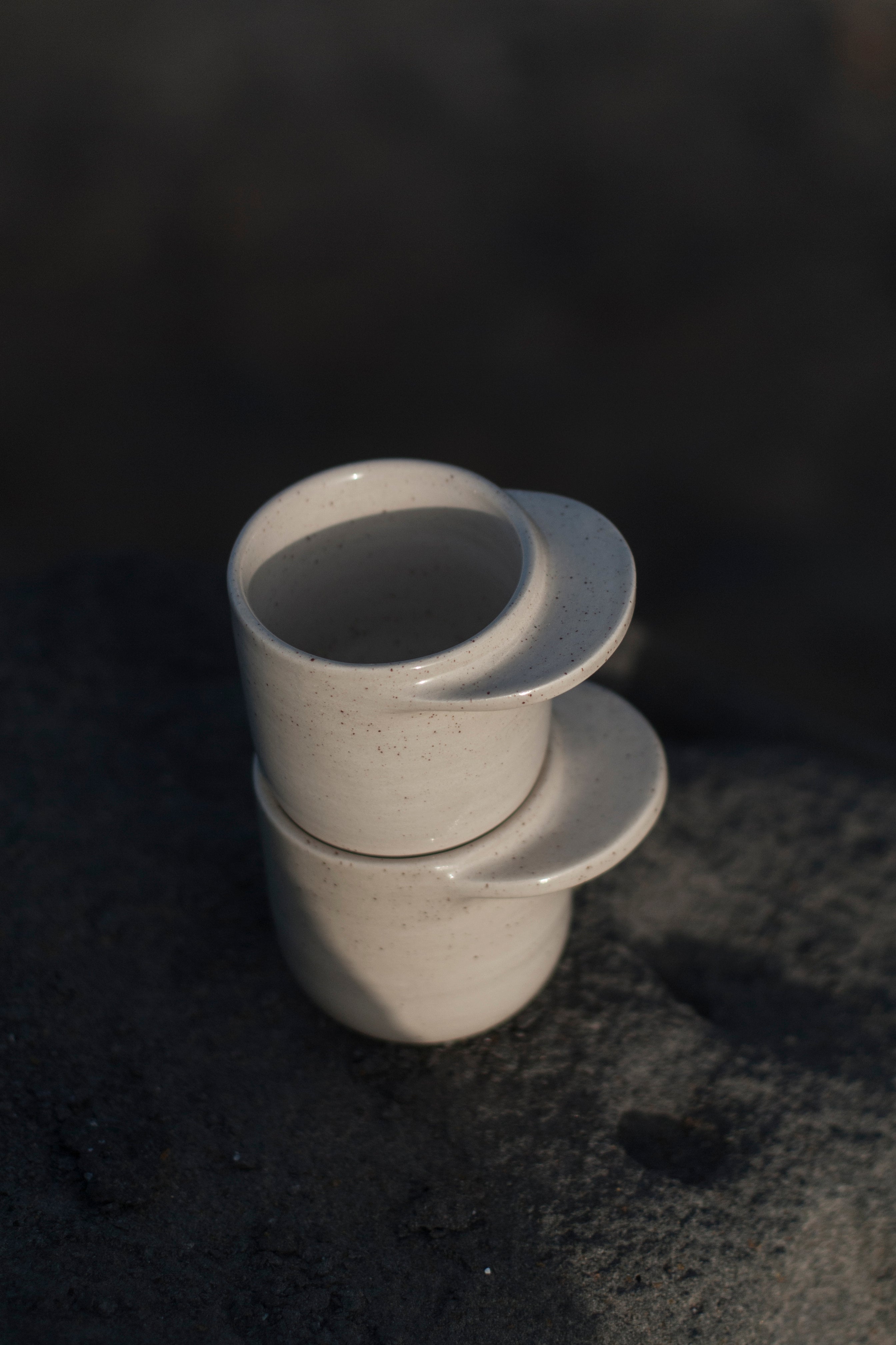 TAZA 'ESPRESSO' GRIS by un_______espacio