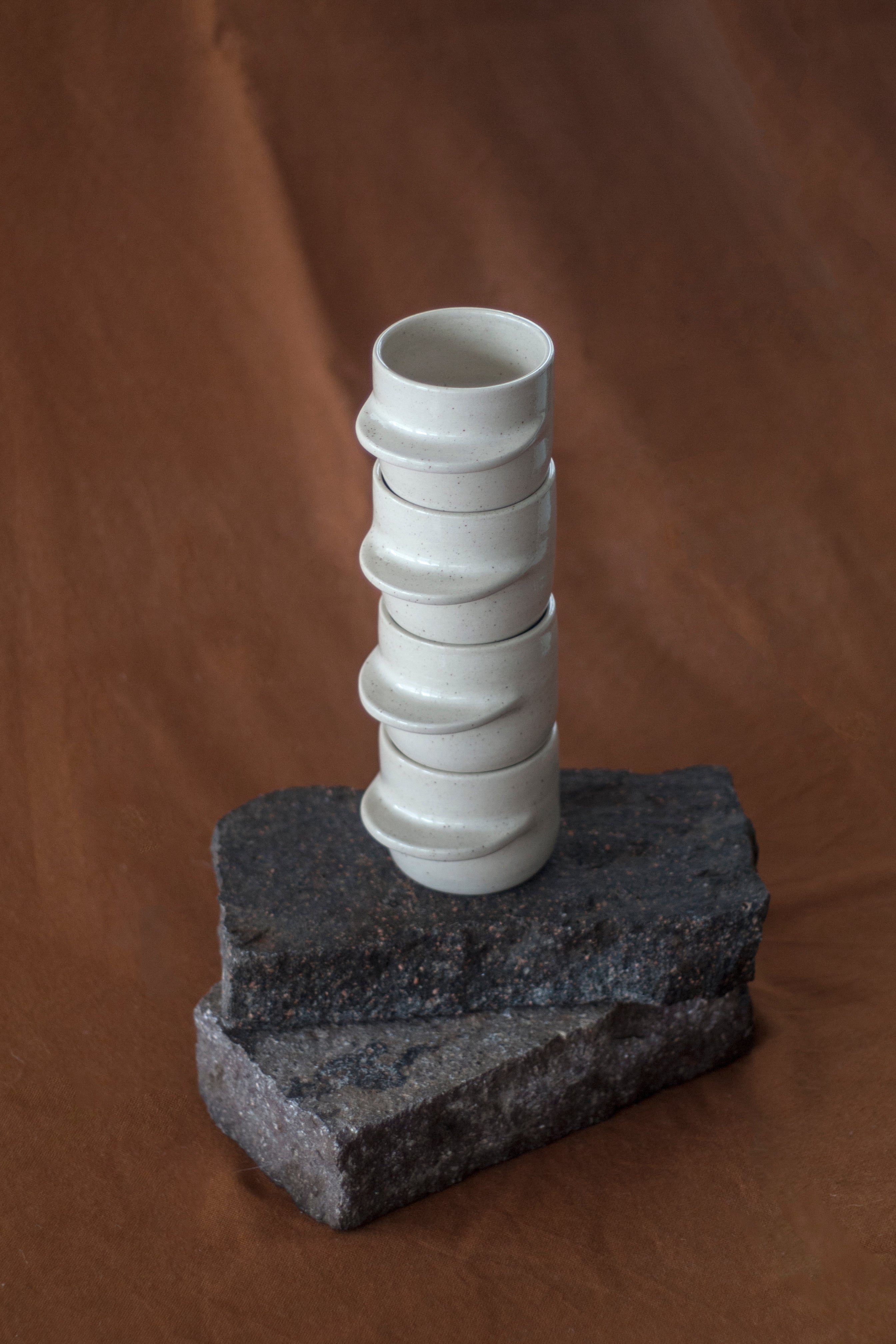 Taza 'ESPRESSO' Piedra · mid handle · by un_______espacio