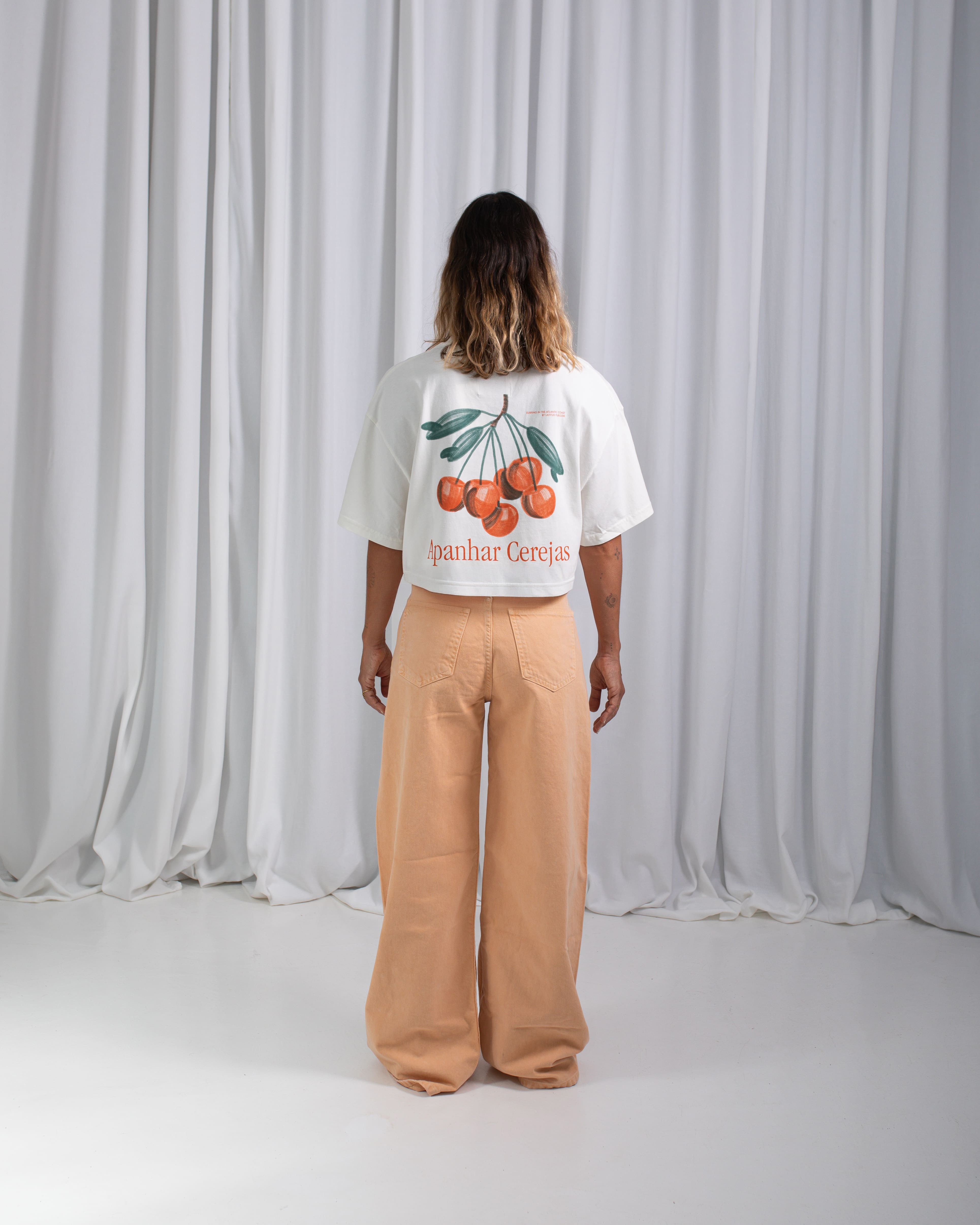 AC Cherries Crop T-shirt · Ecru