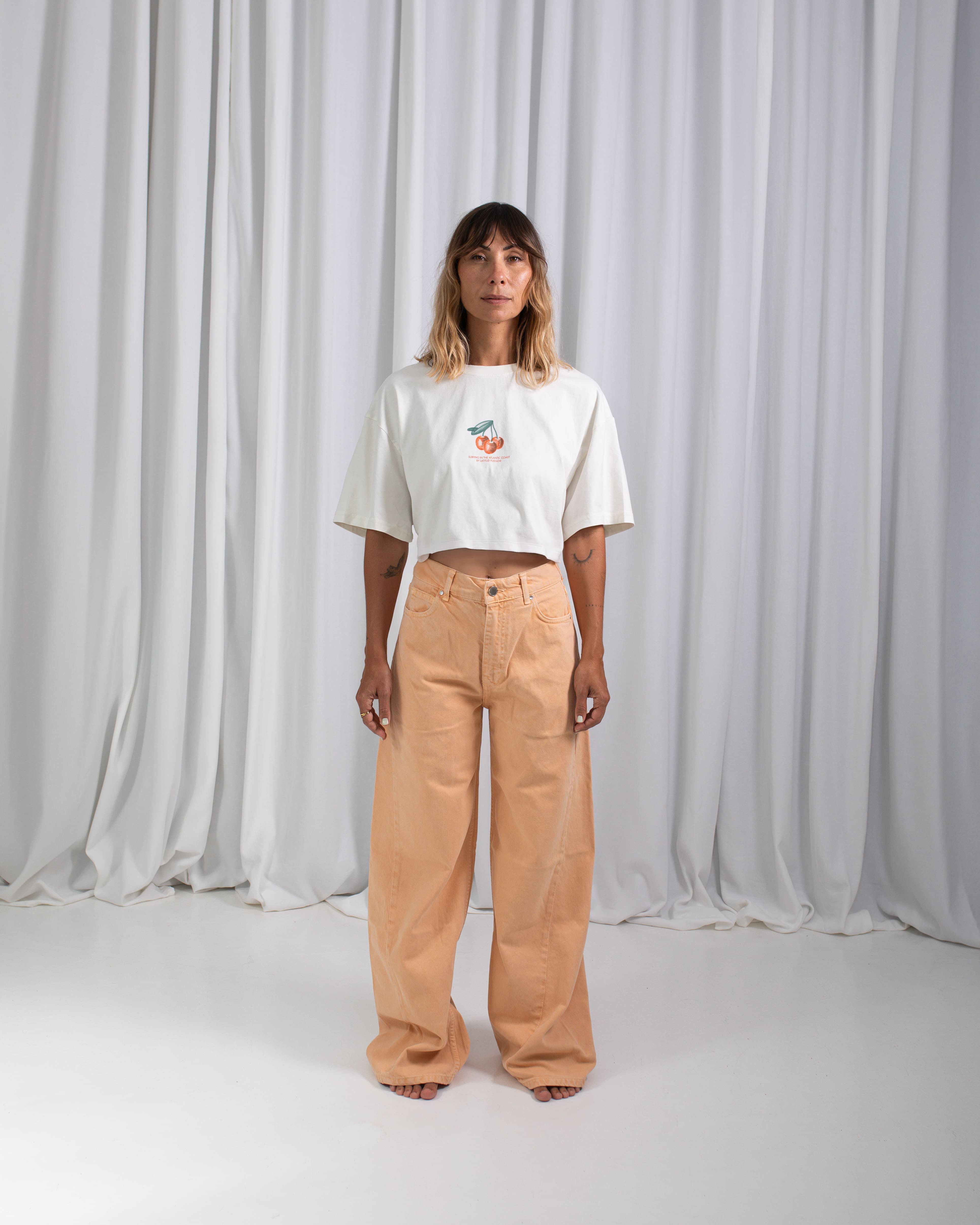 AC Cherries Crop T-shirt · Ecru