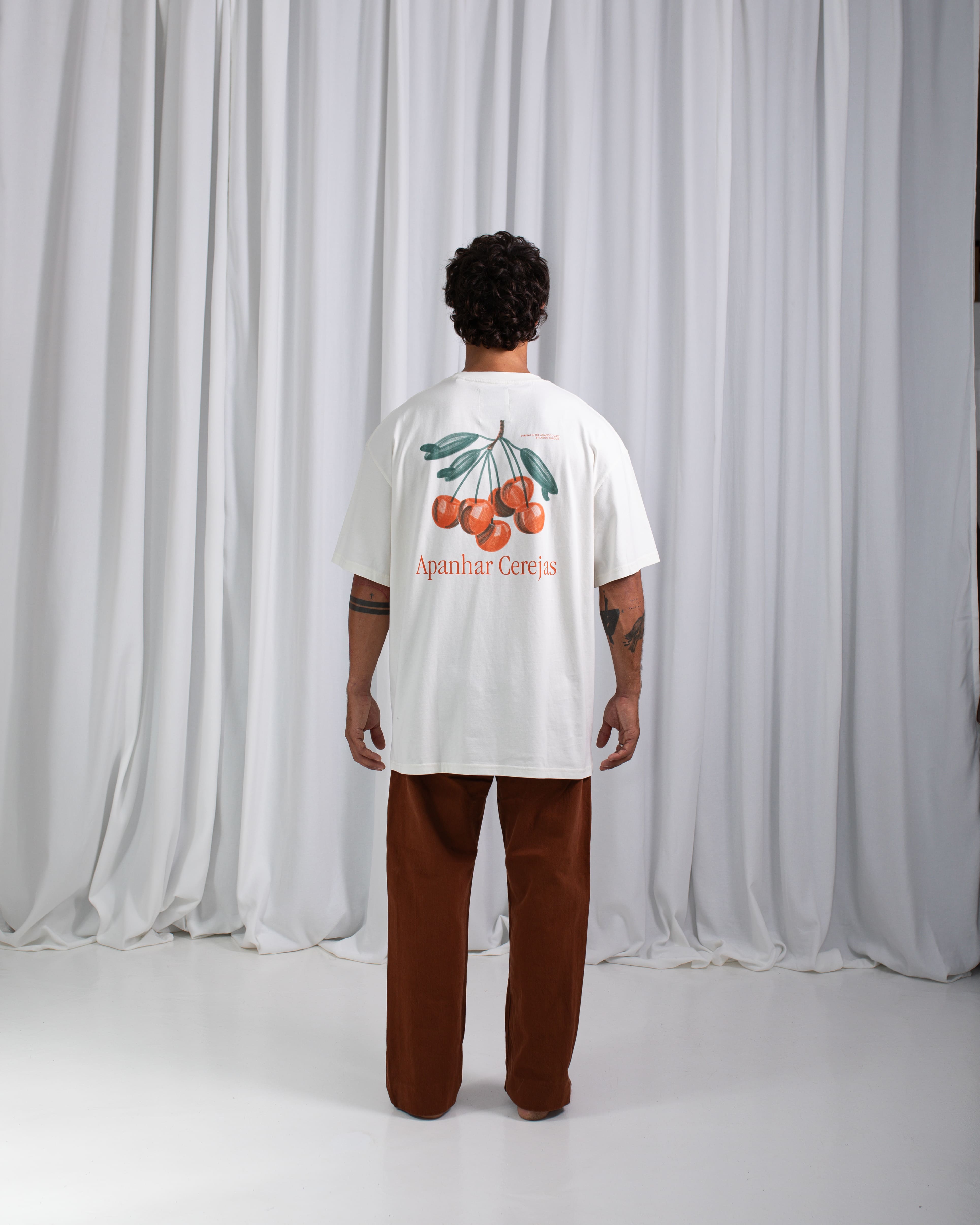 AC Cherries T-shirt · Ecru