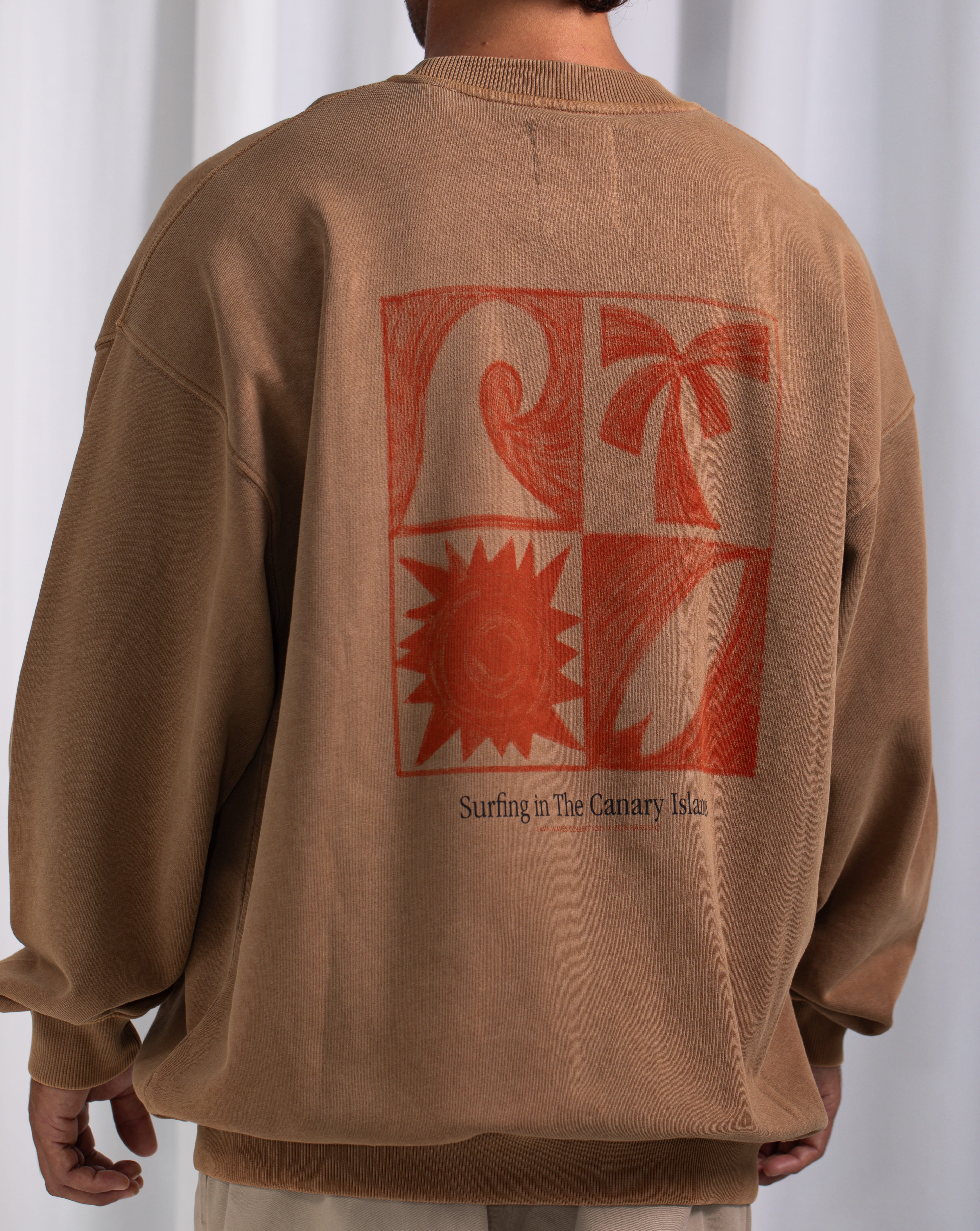 AC Essentials Crew Neck Sweater · Barro