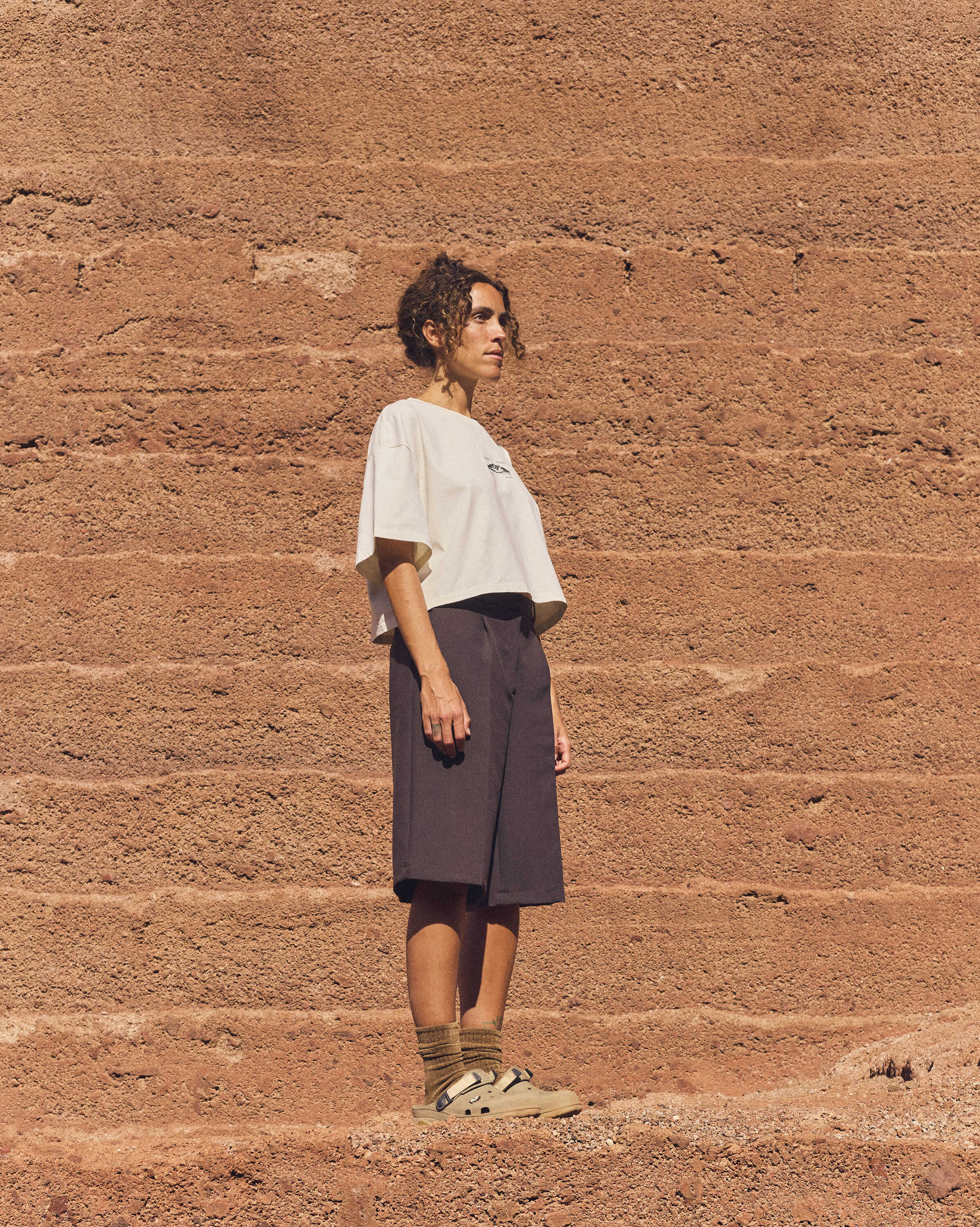 FN Volcanes Crop T-Shirt · Ecru