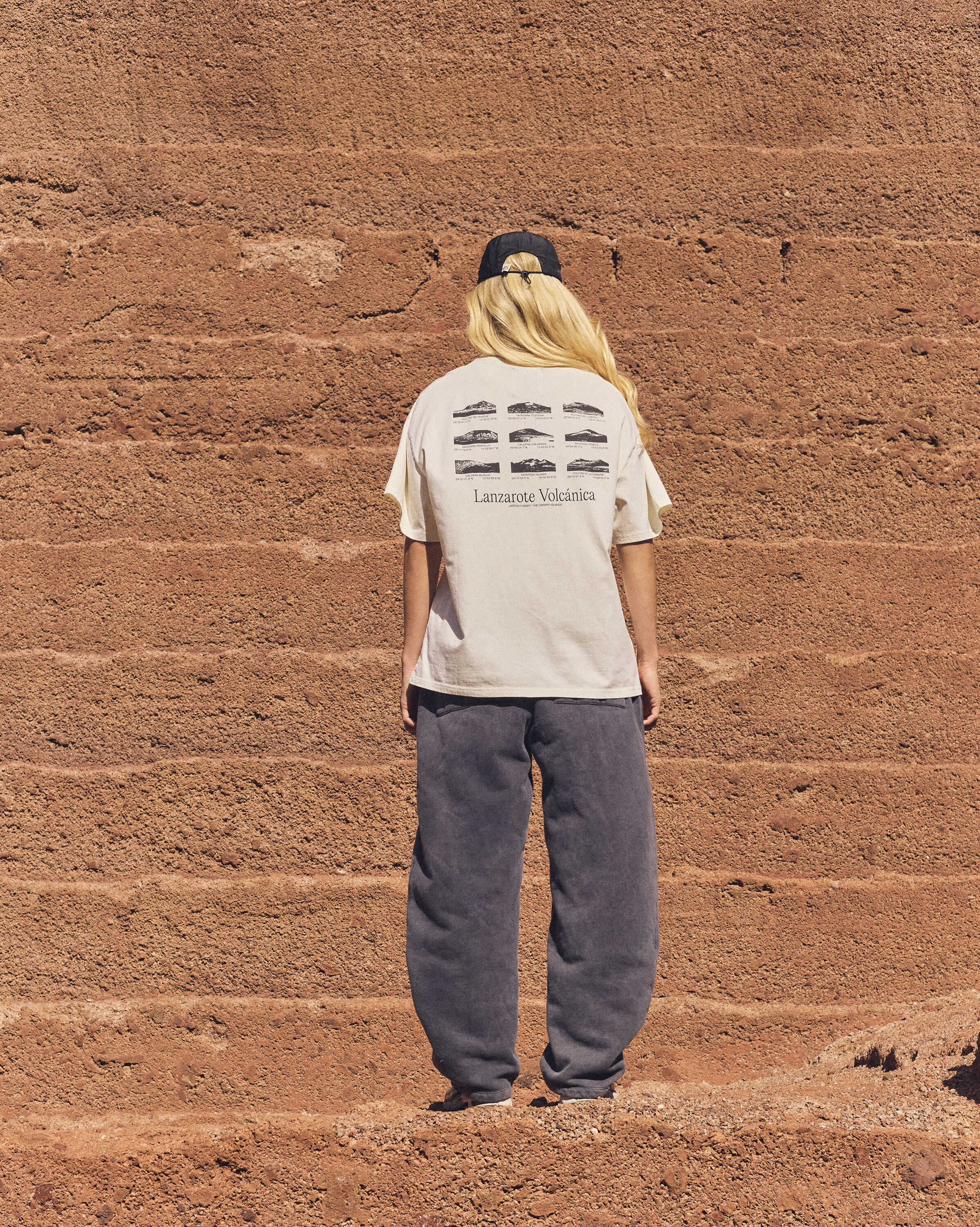 LF · FN Volcanes T-Shirt · Ecru
