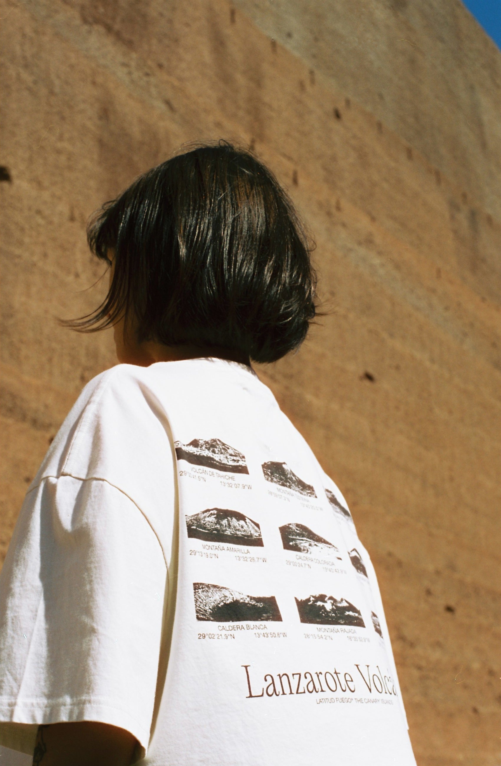 FN Volcanes Crop T-Shirt · Ecru