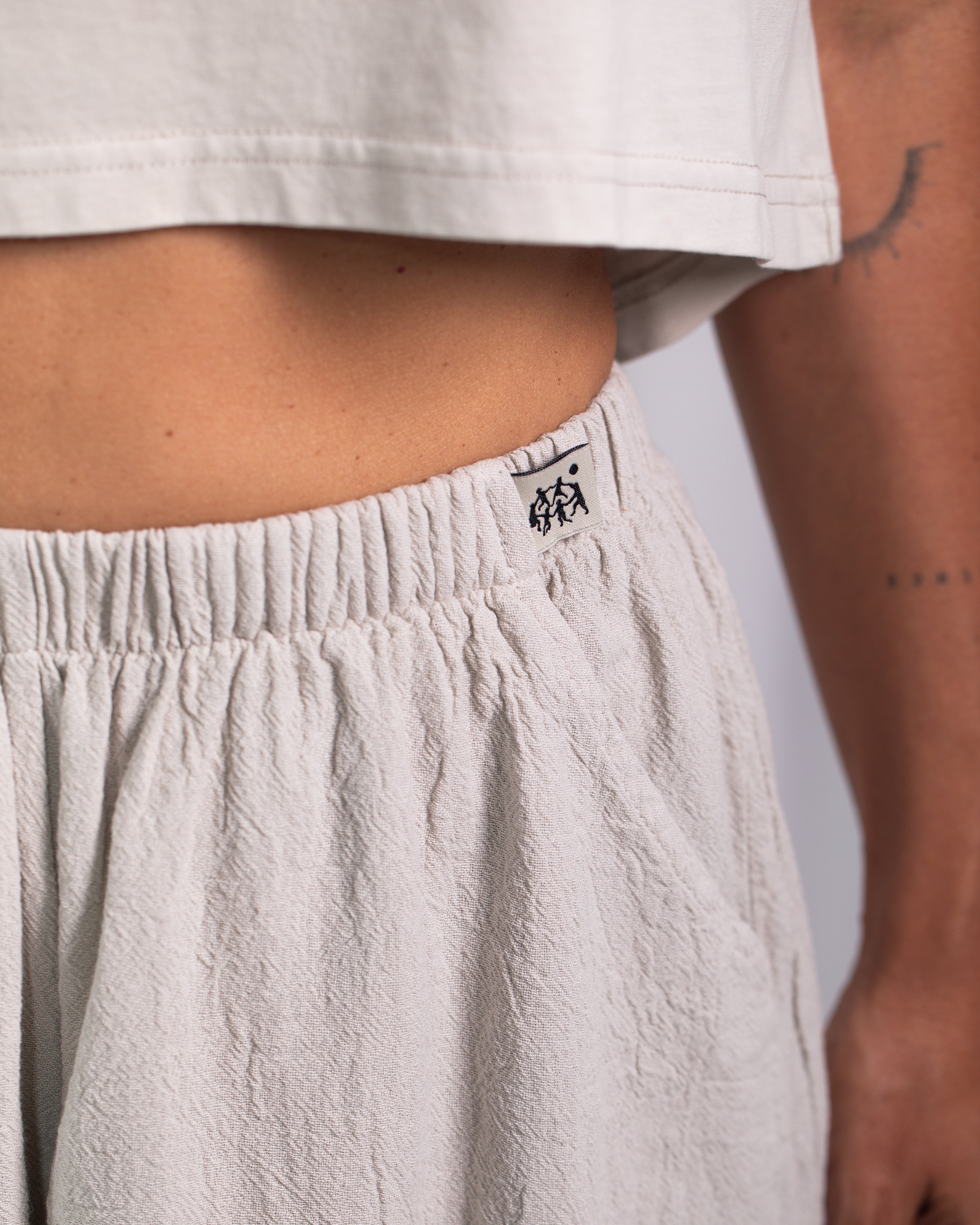 LF Short Organic Cotton · Bone-Grey