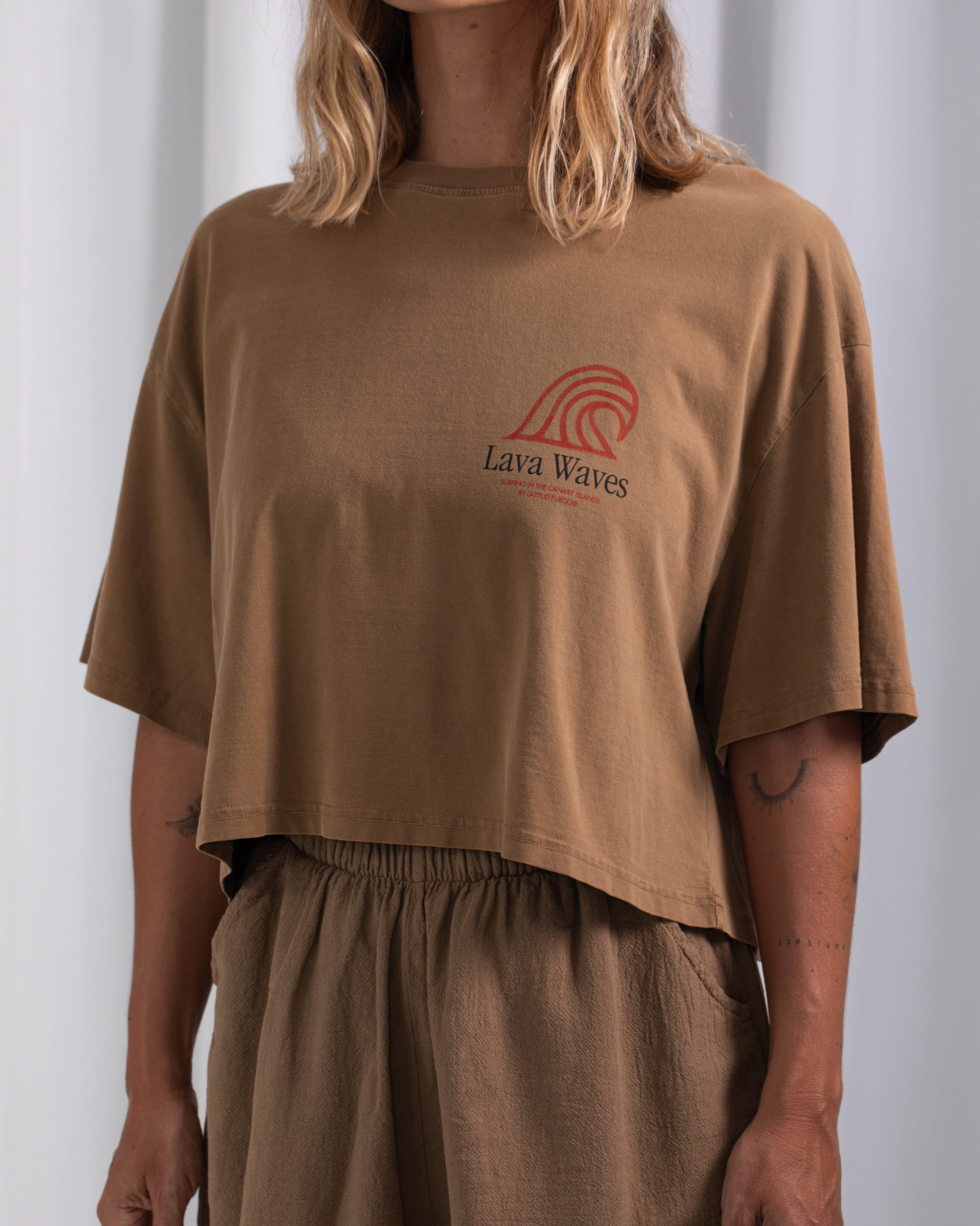 LW Flames Crop T-shirt · Barro