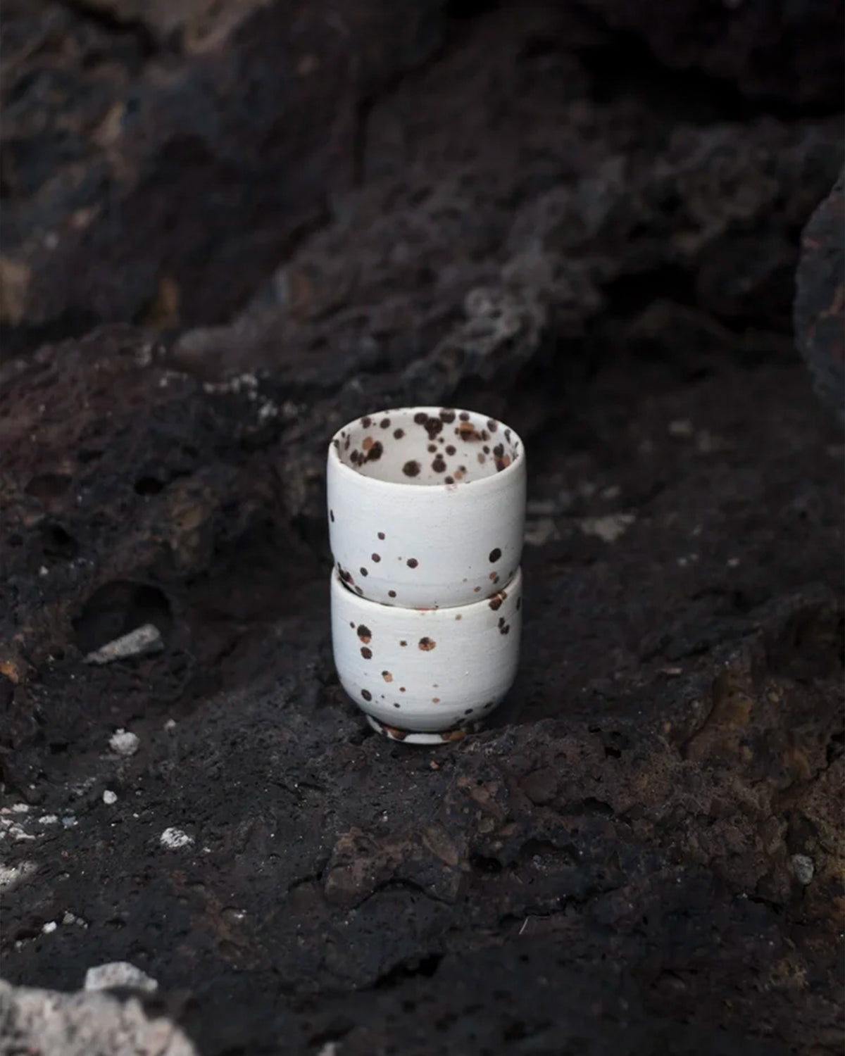 TAZA CORTADO · MOTAS by unespacio