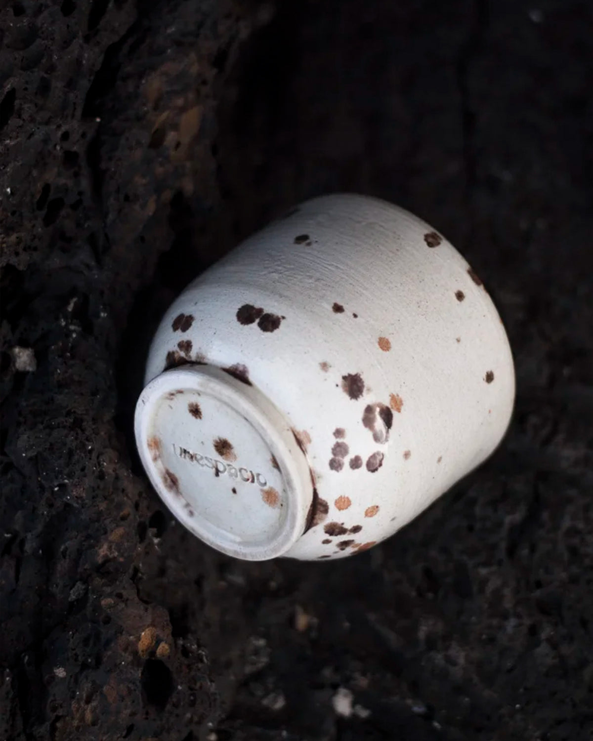 TAZA CORTADO · MOTAS by unespacio